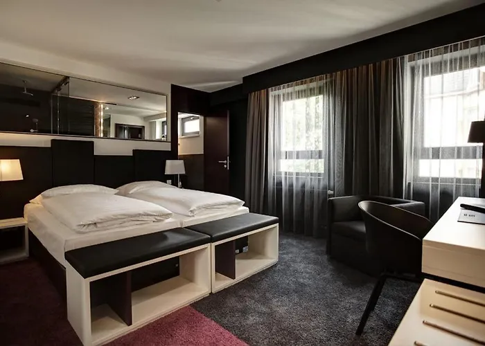 Hotel Bliss